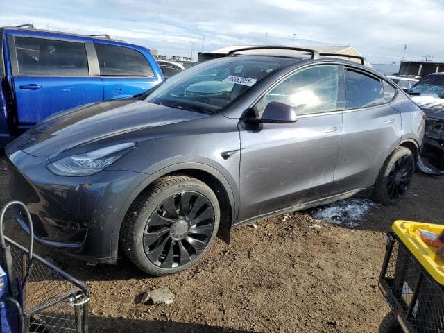 TESLA MODEL Y