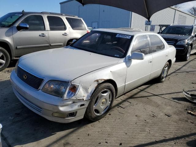 LEXUS LS400