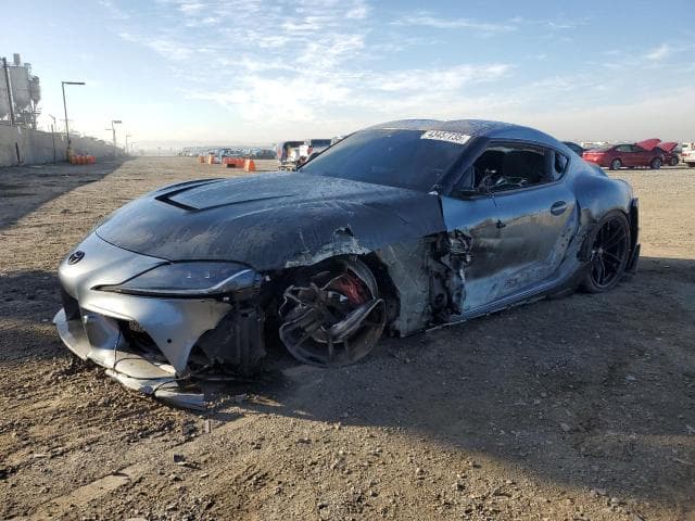 TOYOTA SUPRA