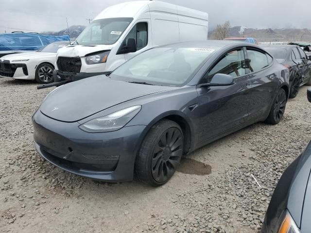 TESLA MODEL 3