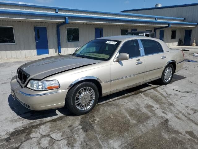 LINCOLN TOWNCAR