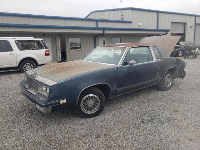 OLDSMOBILE CUTLASS
