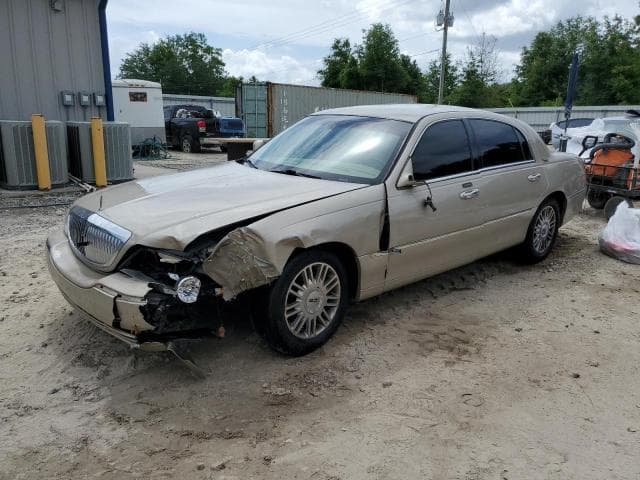 LINCOLN TOWNCAR