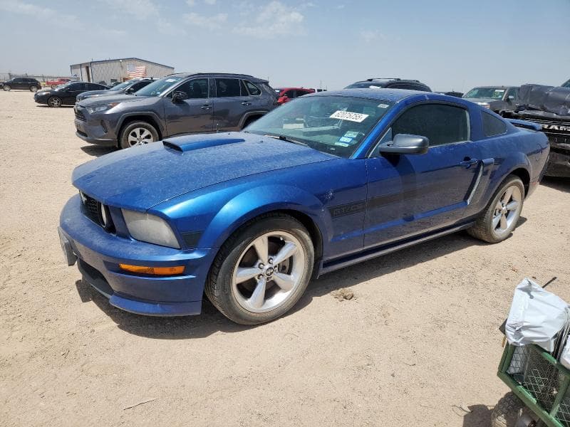 FORD MUSTANG
