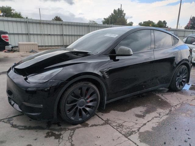 TESLA MODEL Y
